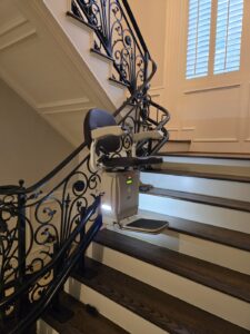 The Pilot Navigator E604 Curved Stairlift