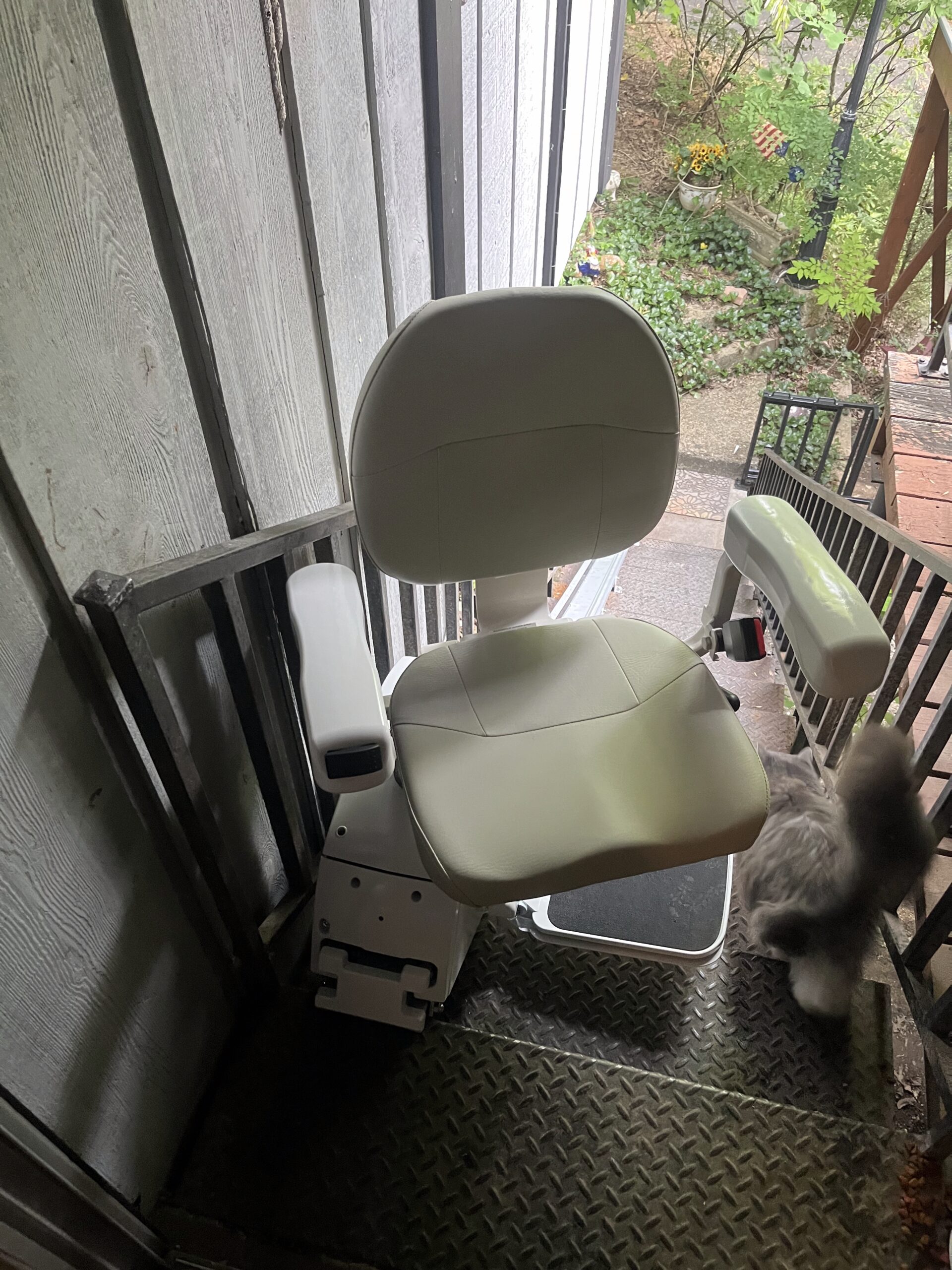 Outdoor E603 Stair Lift