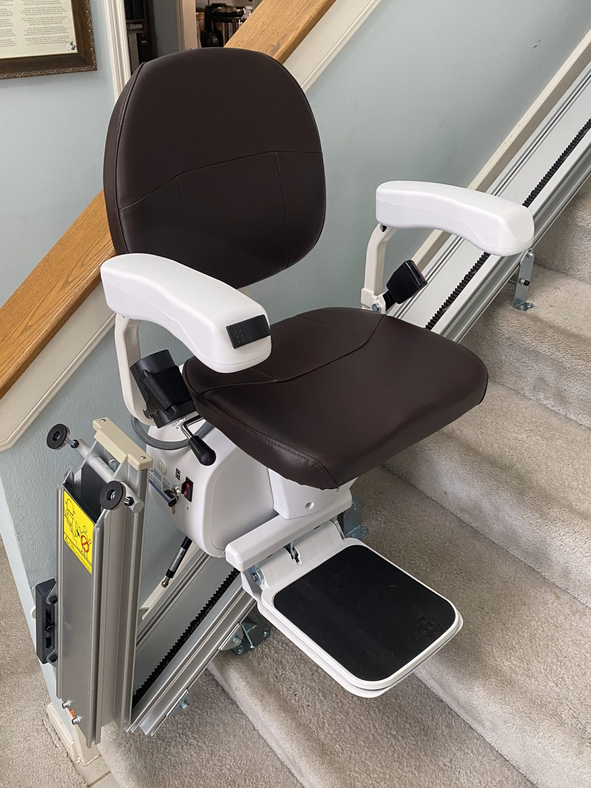 Aviator E603 Beige Stair Lift